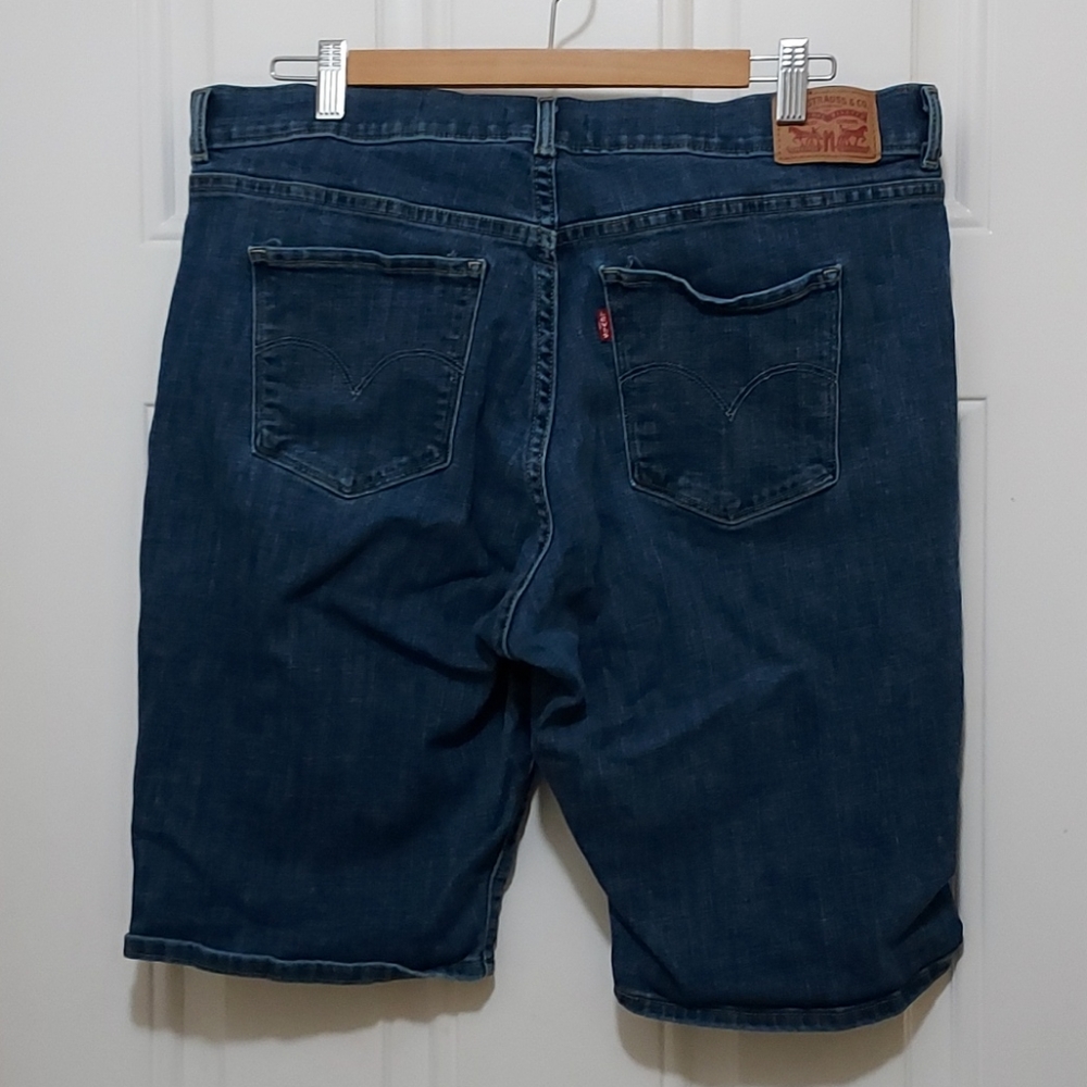 Levi's - Picture 2 of 2